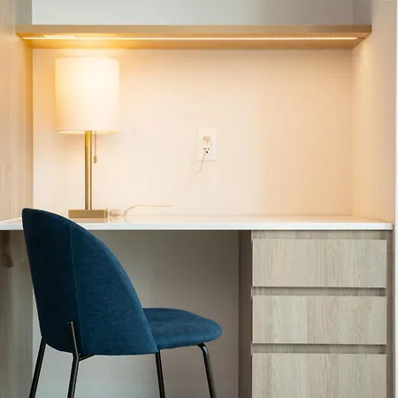 Kasa River North Chicago Room photo
